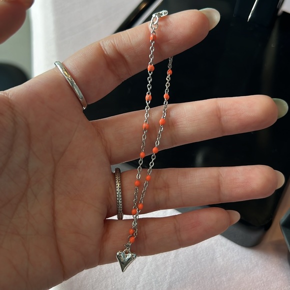 Custom welded charm bracelet orange with heart - Picture 3 of 3